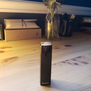 Chanel matte Lipstick- La Romanesque